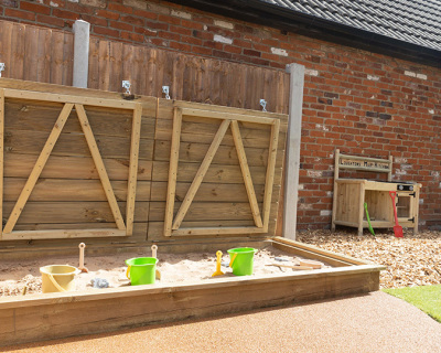 sandpit-out-at-monkey-puzzle-loughton